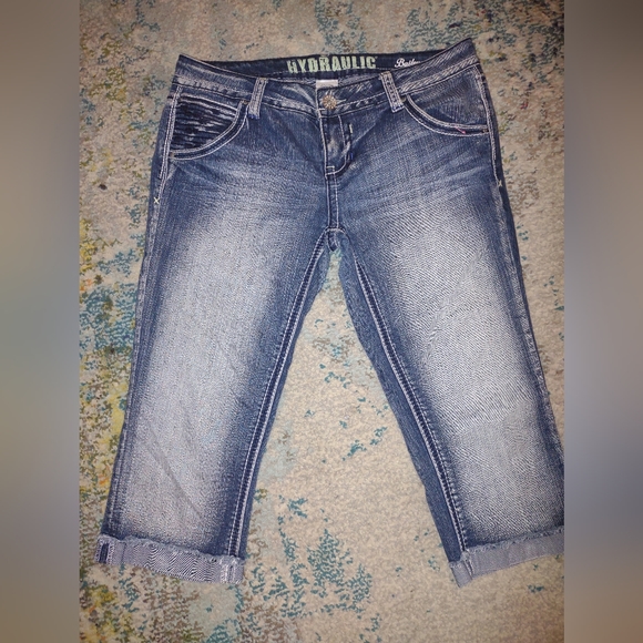 Hydraulic Jeans Hydraulic Baileys Capris Poshmark
